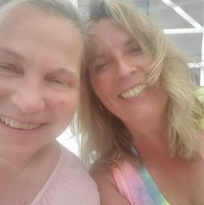 Meet your Posher, Deanne